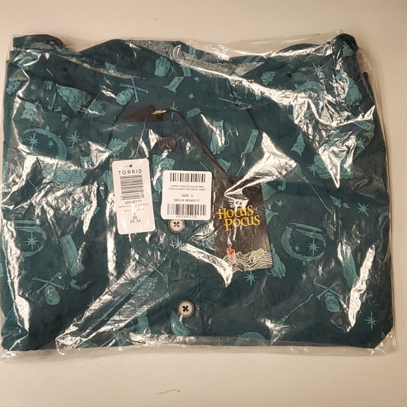 ❤️NWT VINTAGE TORRID DISNEY HOCUS POCUS SKIRT - MINI CHALLIS SANDERSON SISTERS - Picture 12 of 14